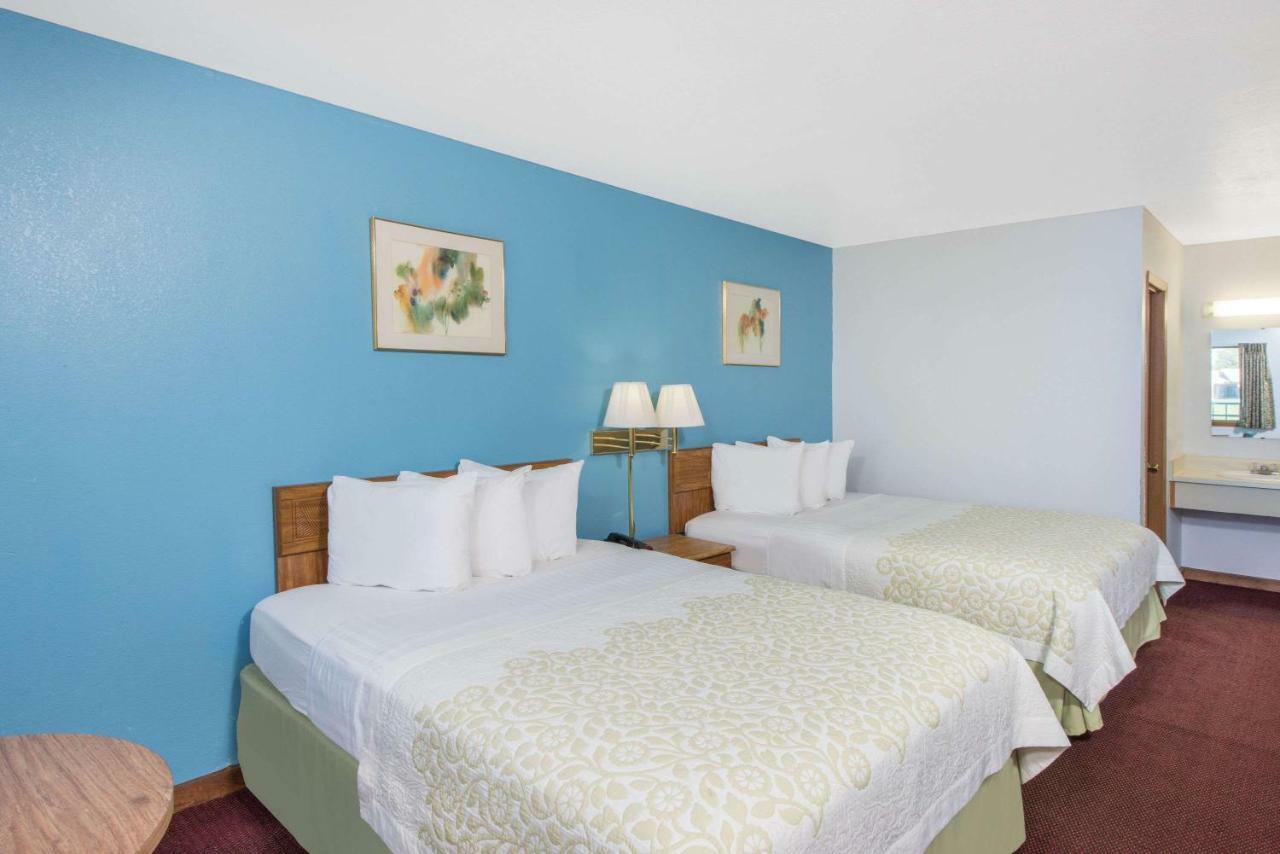 Days Inn By Wyndham Mountain Grove Exterior foto
