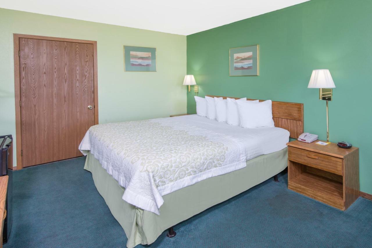 Days Inn By Wyndham Mountain Grove Exterior foto